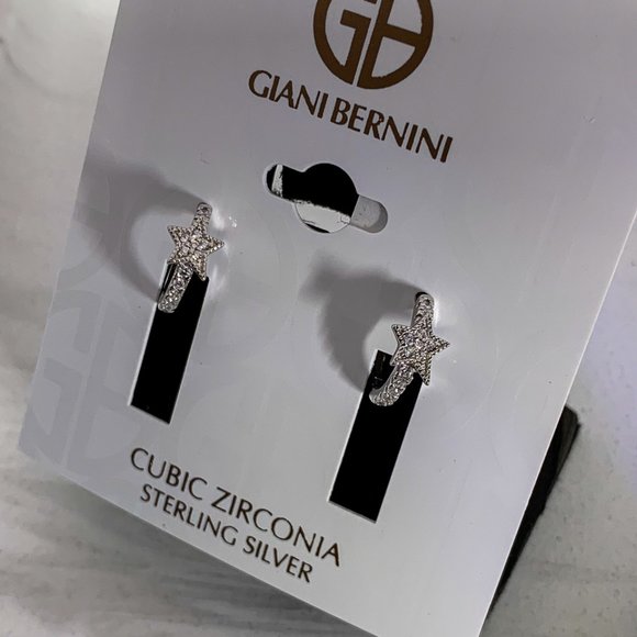 PB cubic zirconia sterling silver huggie star earr - Picture 1 of 5